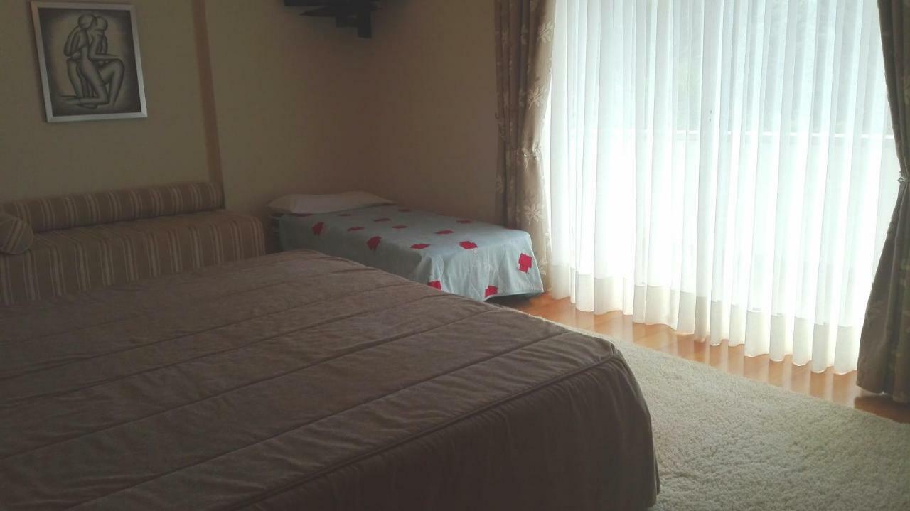 Quarto/Suite De Charme Виана до Кастело Екстериор снимка