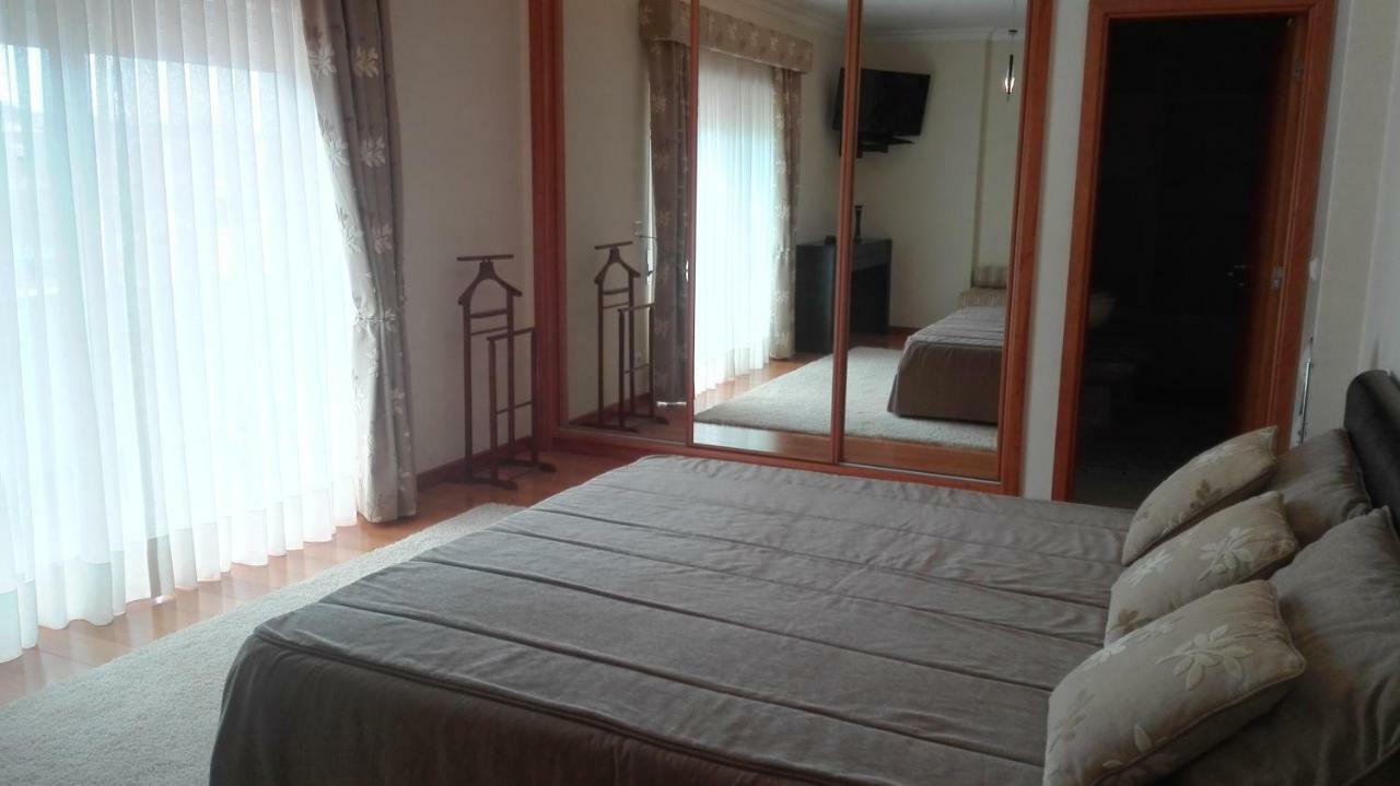 Quarto/Suite De Charme Виана до Кастело Екстериор снимка